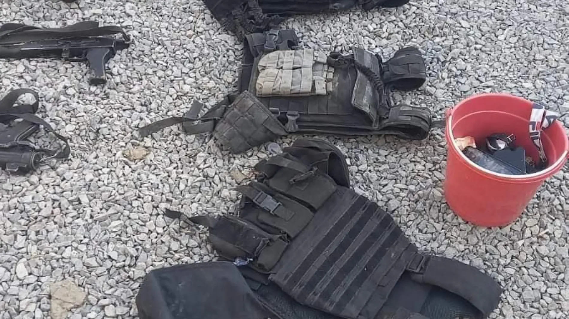 Aseguran a nueve sujetos, armas de alto poder y vehículos en San Martín Texmelucan